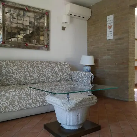 Villetta Sui Colli Nelle Marche Pesaro